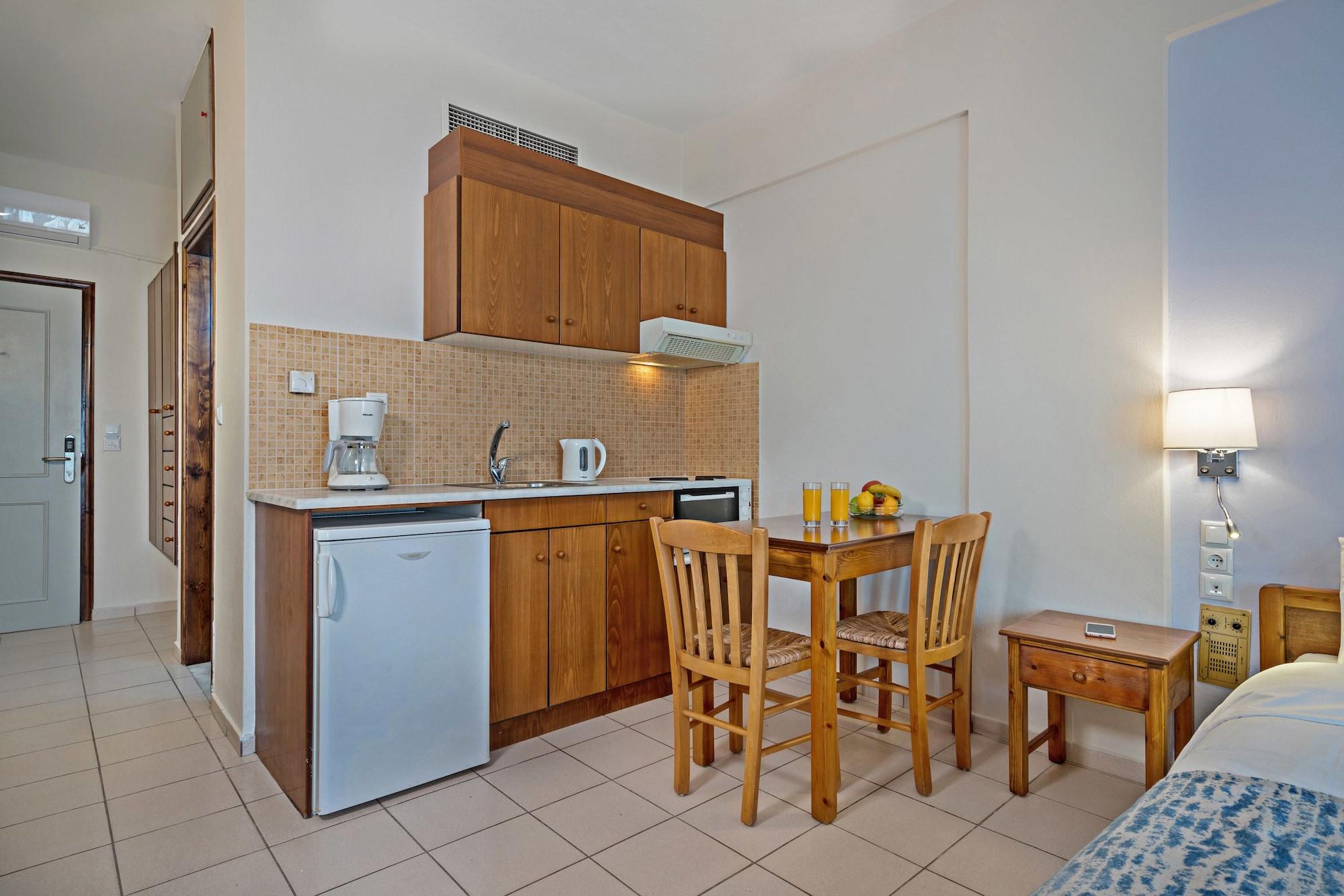 Aparthotel Batis 3*